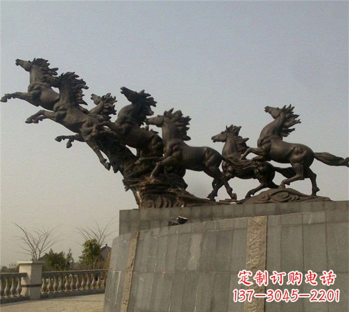 徐州八匹奔马铜雕