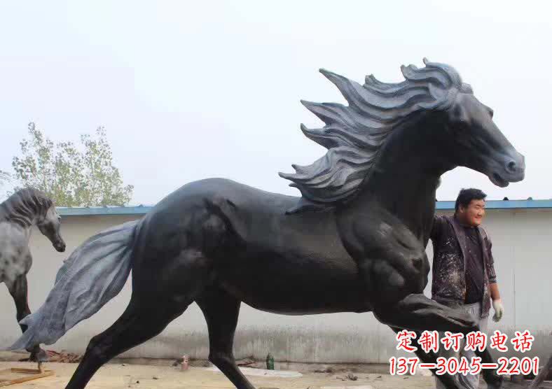 徐州奔马仿真马雕塑