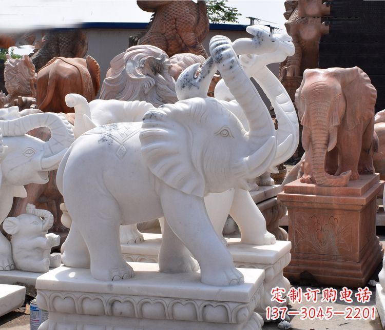 徐州“优雅大象”汉白玉雕塑