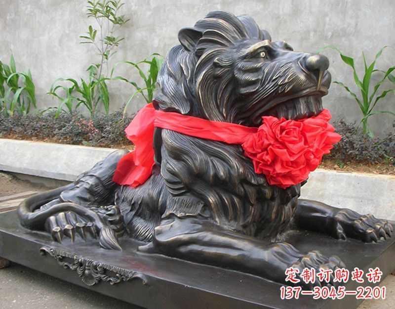 徐州宾馆门口的铜狮子
