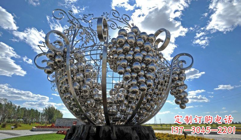 徐州不锈钢城市大型葡萄雕塑