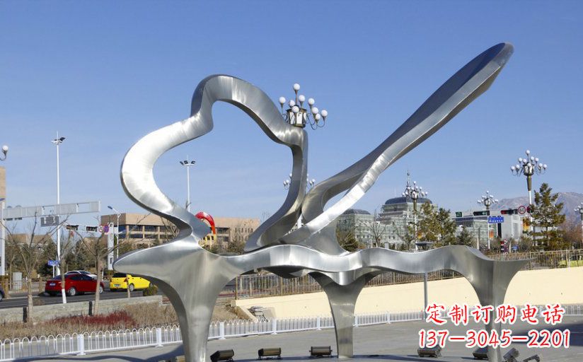 徐州不锈钢抽象钢琴广场雕塑