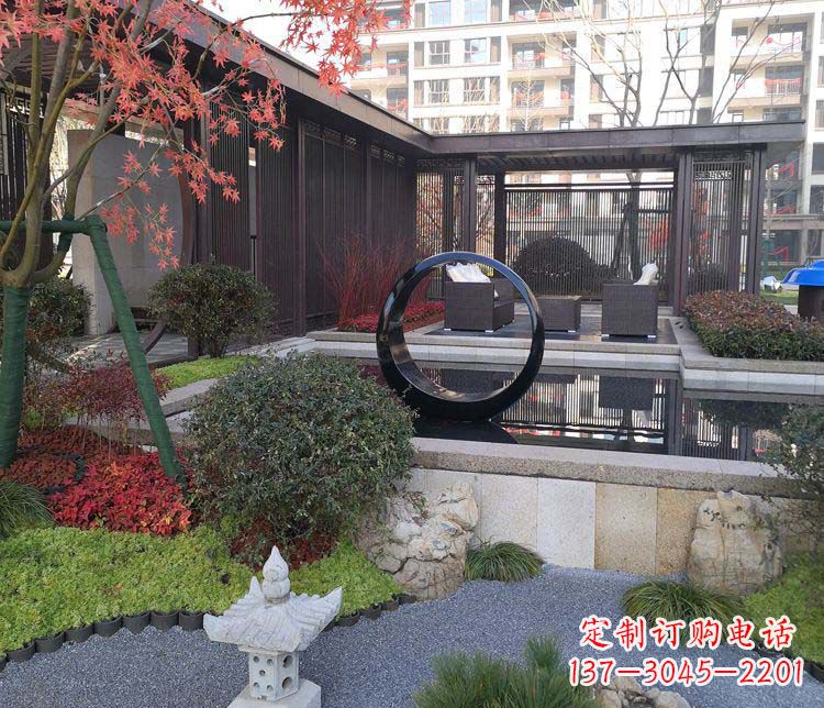 徐州不锈钢抽象圆环雕塑
