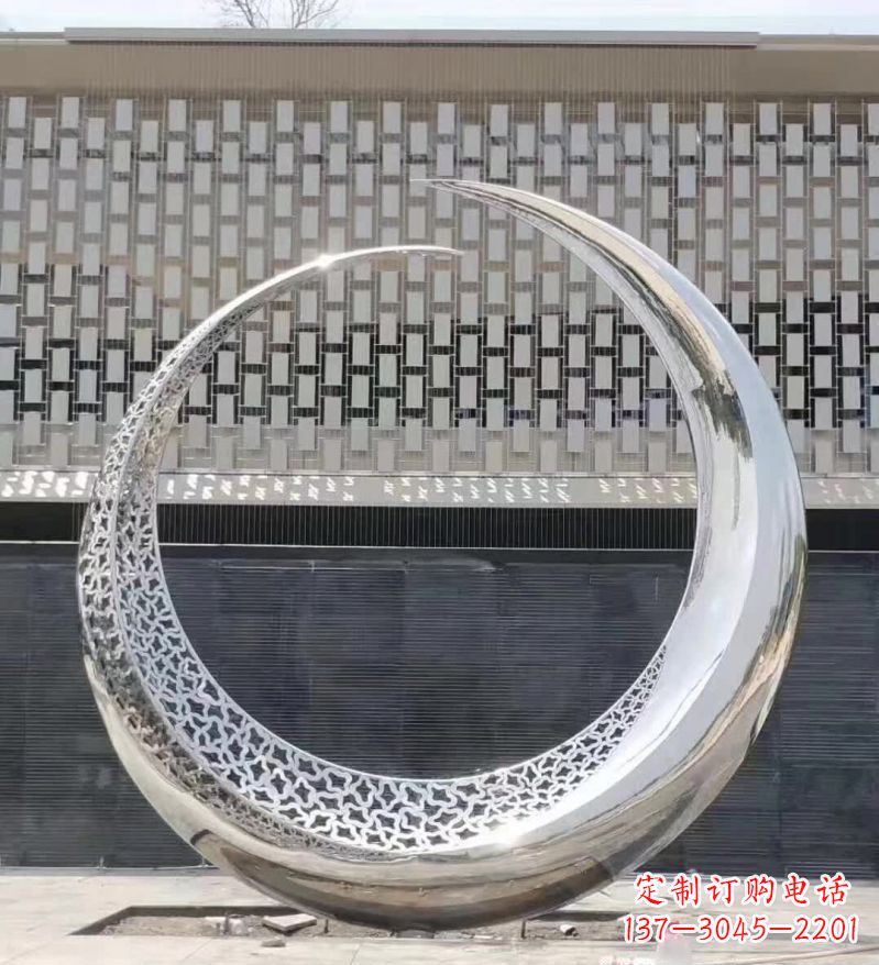 徐州不锈钢抽象月亮雕塑