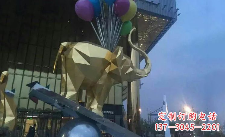徐州不锈钢大象踩高跷城市景观雕塑