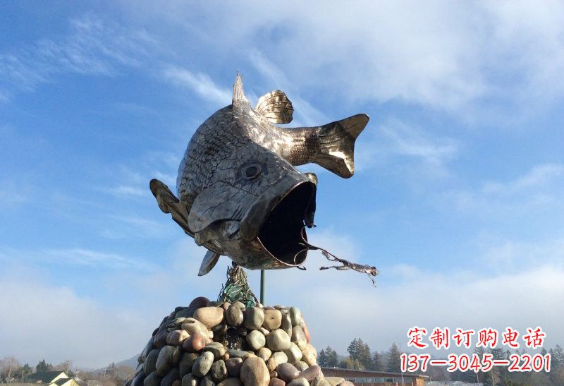 徐州不锈钢公园动物鲤鱼和青蛙雕塑