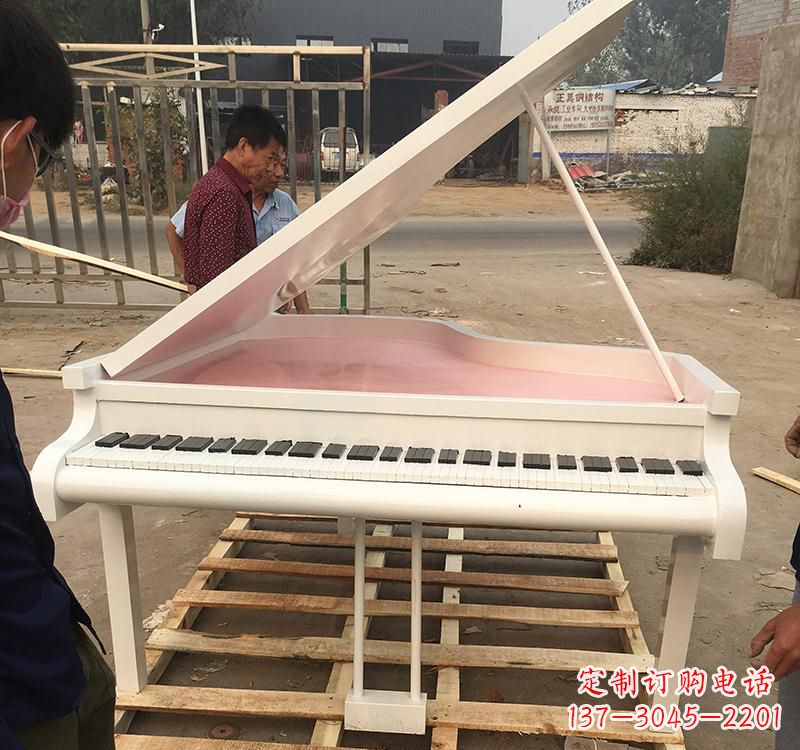 徐州不锈钢广场乐器钢琴雕塑