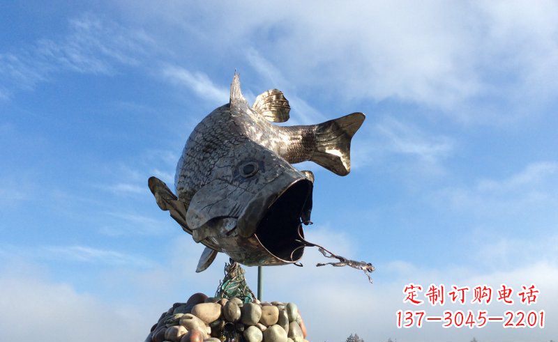 徐州不锈钢鲤鱼和青蛙动物雕塑