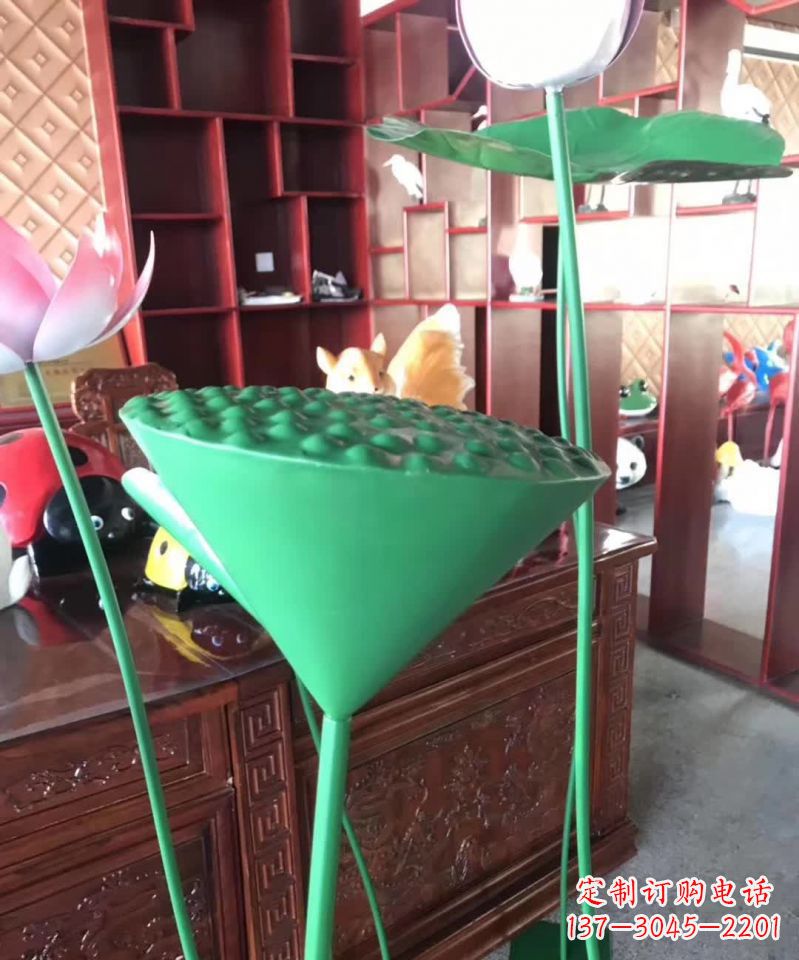 徐州不锈钢莲藕景观雕塑