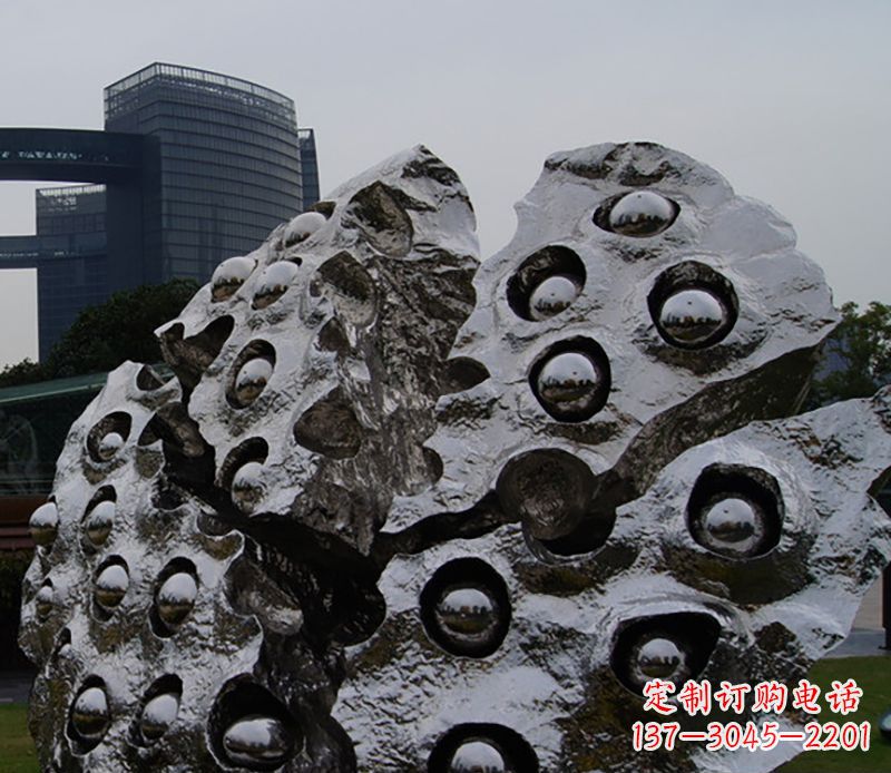 徐州不锈钢莲蓬雕塑