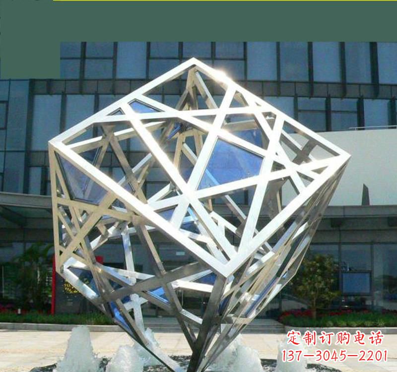 徐州不锈钢镂空魔方雕塑