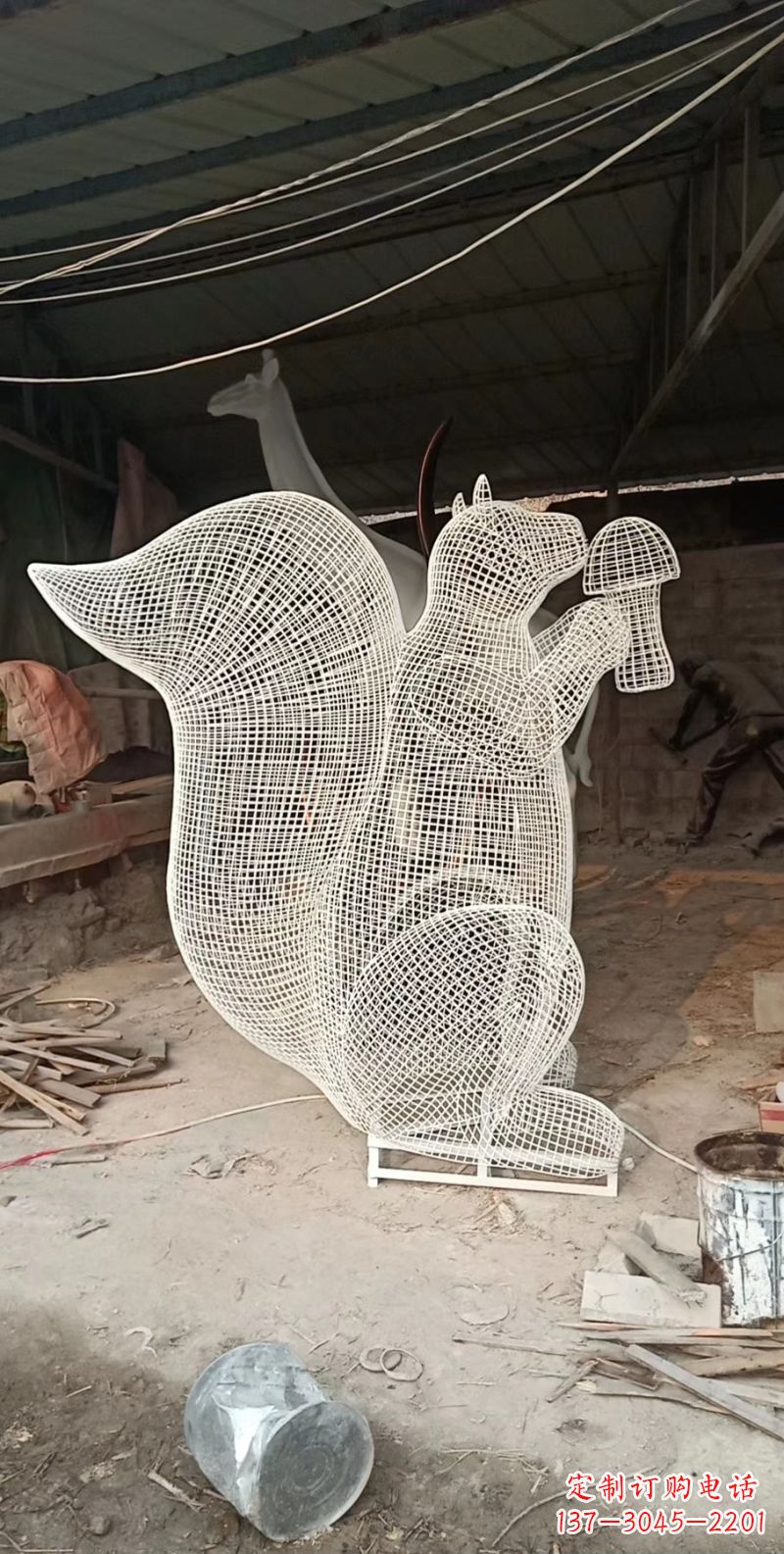 徐州不锈钢松鼠雕塑精美的艺术作品