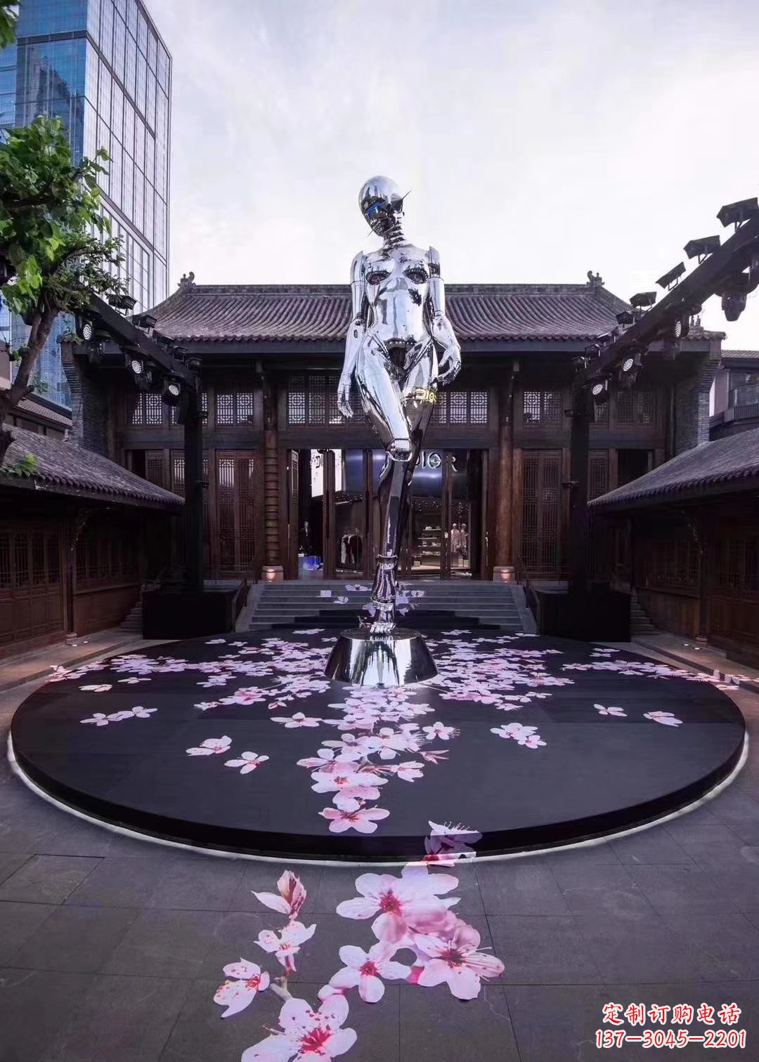 徐州美女雕塑点亮城市之美