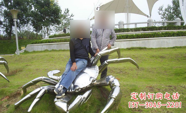 徐州不锈钢螃蟹公园动物雕塑