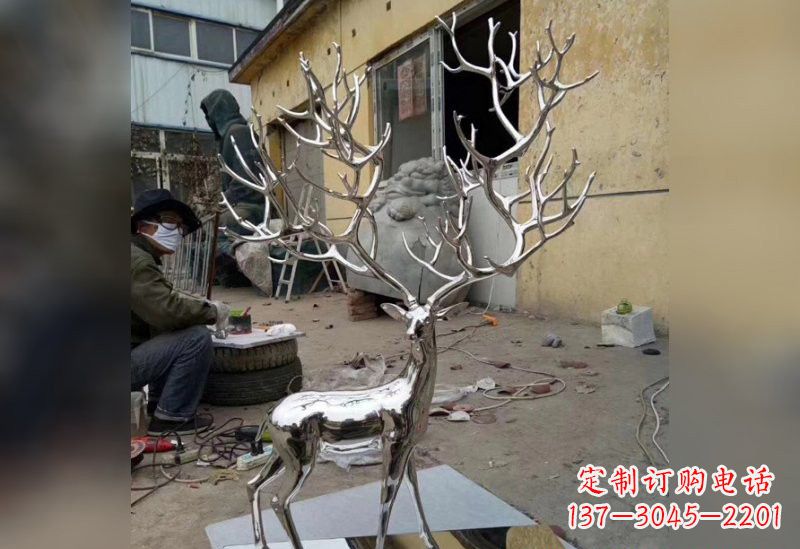 徐州不锈钢树枝鹿雕塑