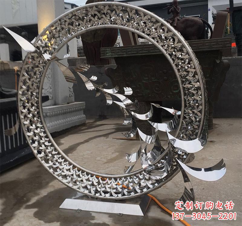 徐州不锈钢现代圆环雕塑