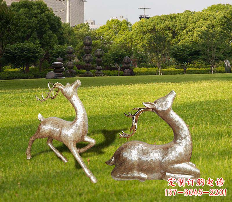 徐州不锈钢麋鹿雕塑彰显艺术精美