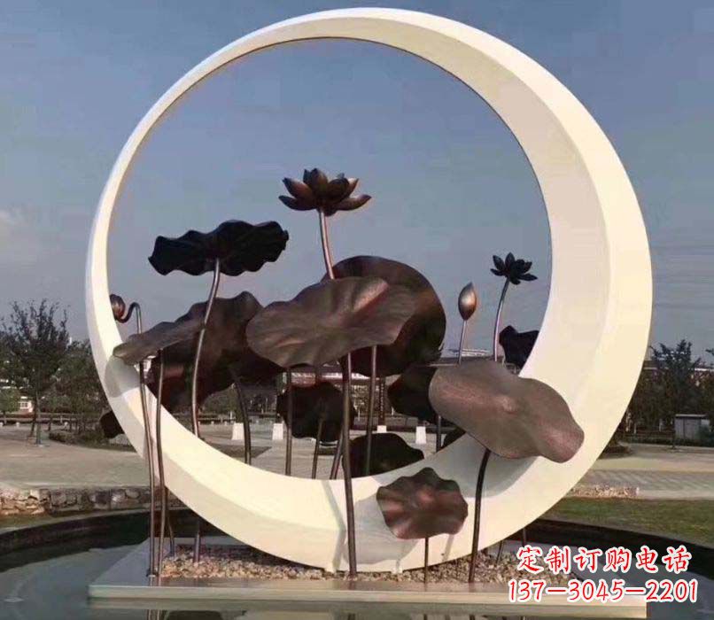 徐州不锈钢圆环荷花景观雕塑
