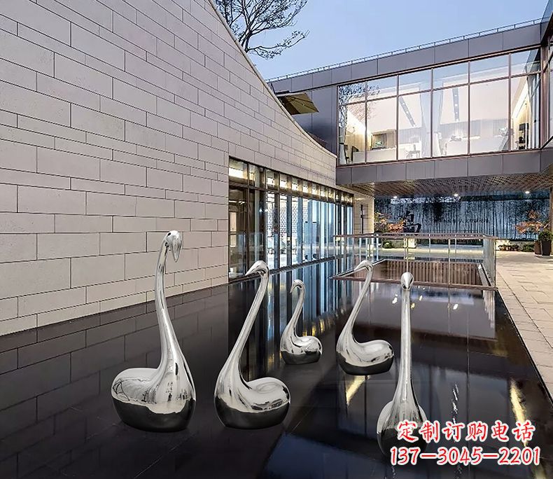 徐州质朴无华的不锈钢天鹅雕塑