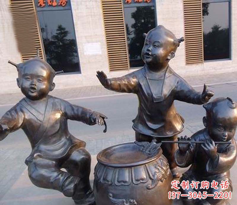 徐州吹笛子跳舞的儿童铜雕
