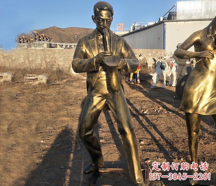 徐州吹萨克斯音乐人物铜雕雕塑