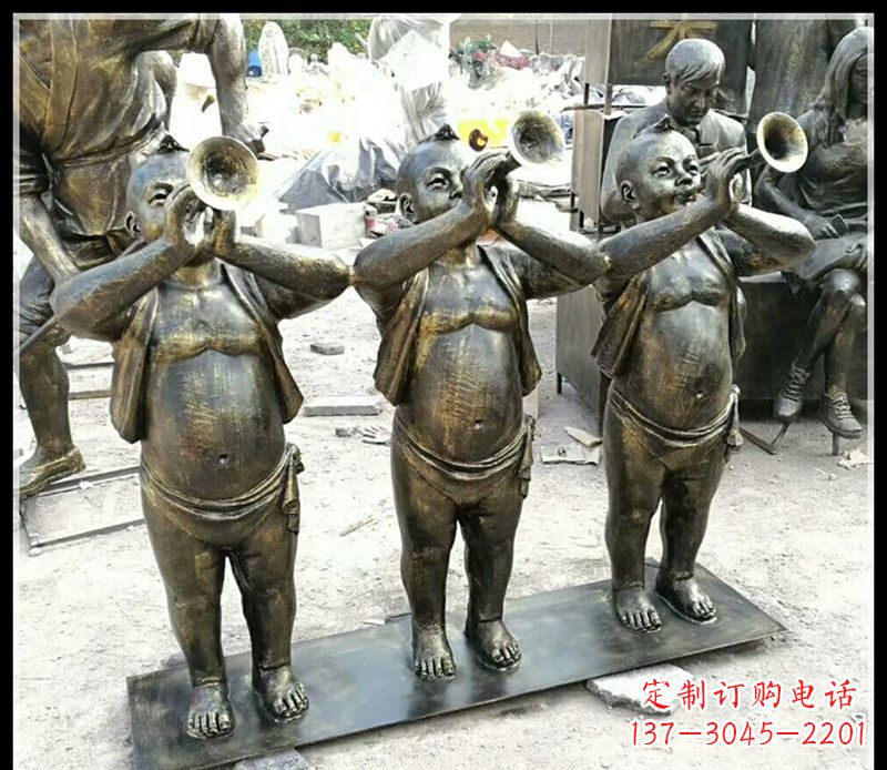 徐州吹唢呐的儿童铜雕