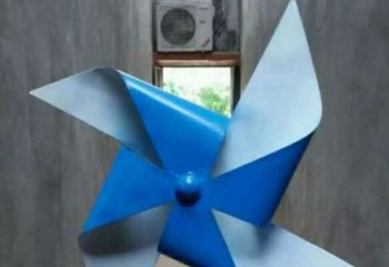 徐州色彩斑斓的不锈钢风车雕塑