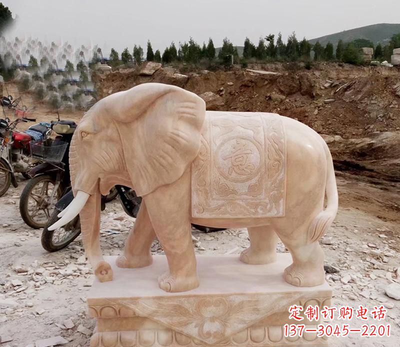 徐州优雅大象大理石雕塑
