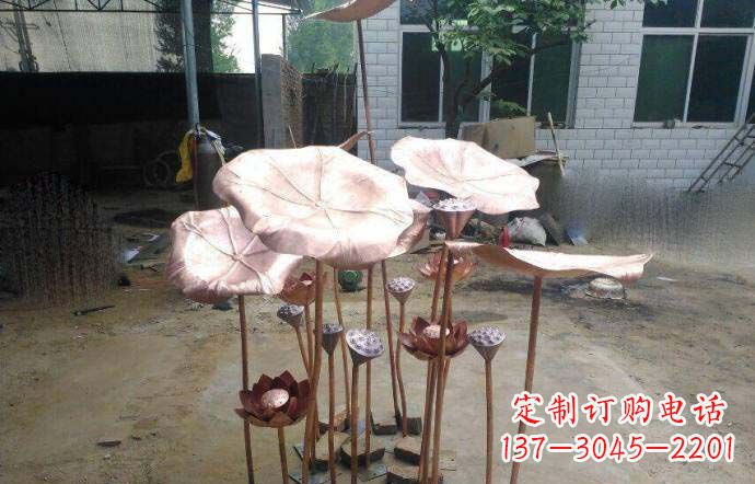 徐州锻铜荷叶雕塑