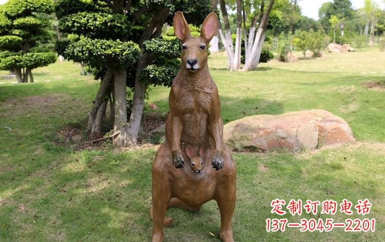 徐州公园玻璃钢仿真袋鼠雕塑