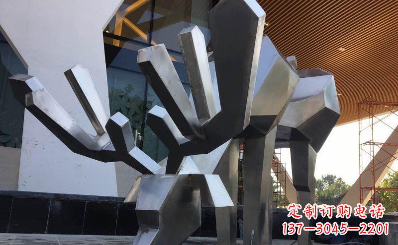 徐州聚体雕塑抽象几何驯鹿