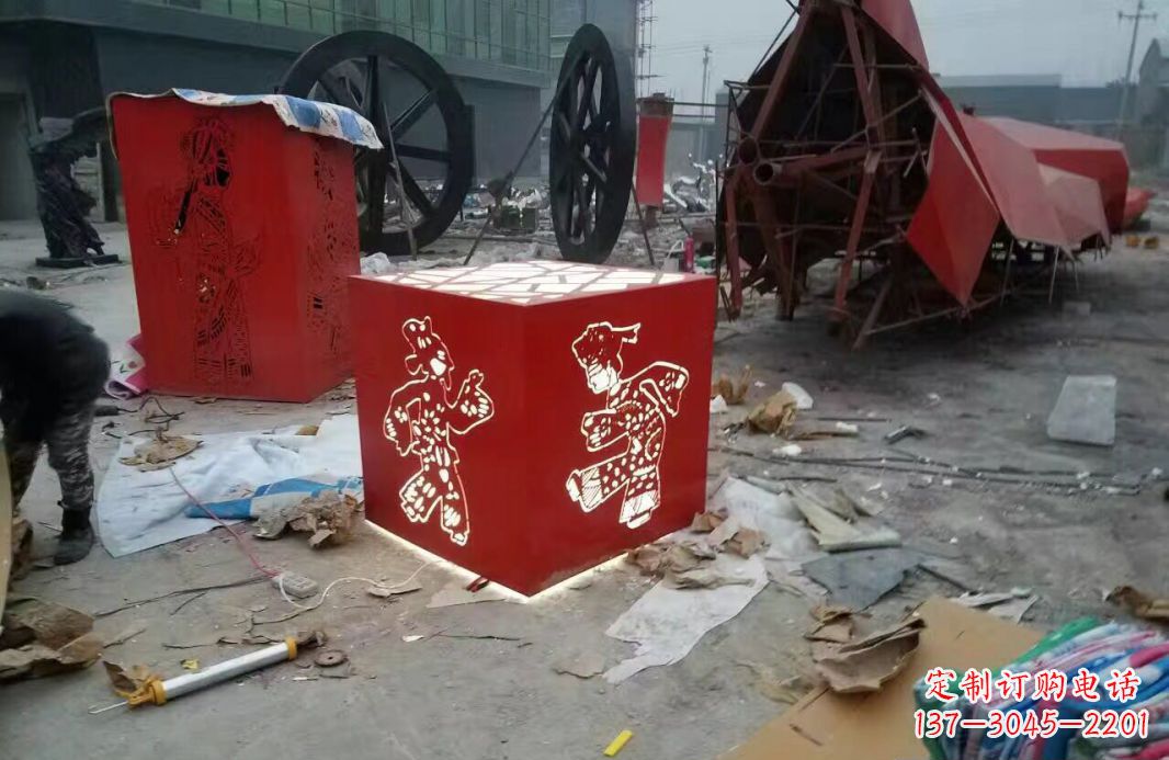 徐州公园不锈钢剪纸皮影戏人物雕塑