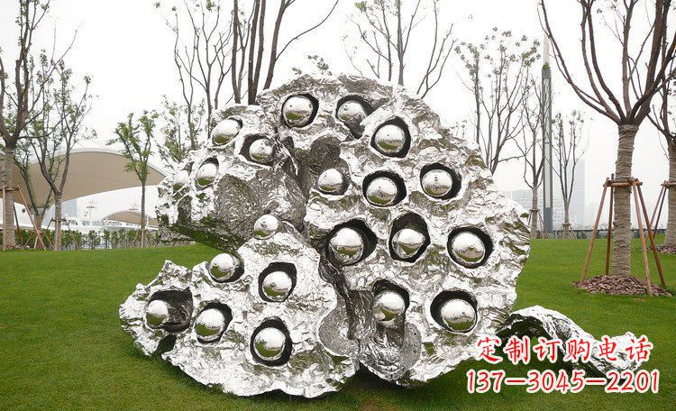 徐州公园不锈钢莲蓬雕塑