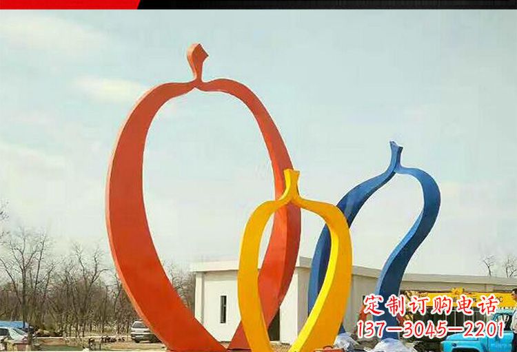 徐州金光闪耀,果实成熟——不锈钢苹果雕塑