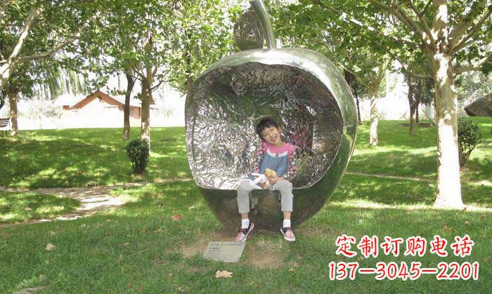徐州公园不锈钢苹果座椅雕塑