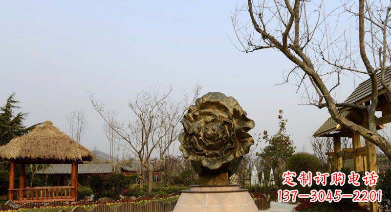 徐州公园大白菜景观铜雕