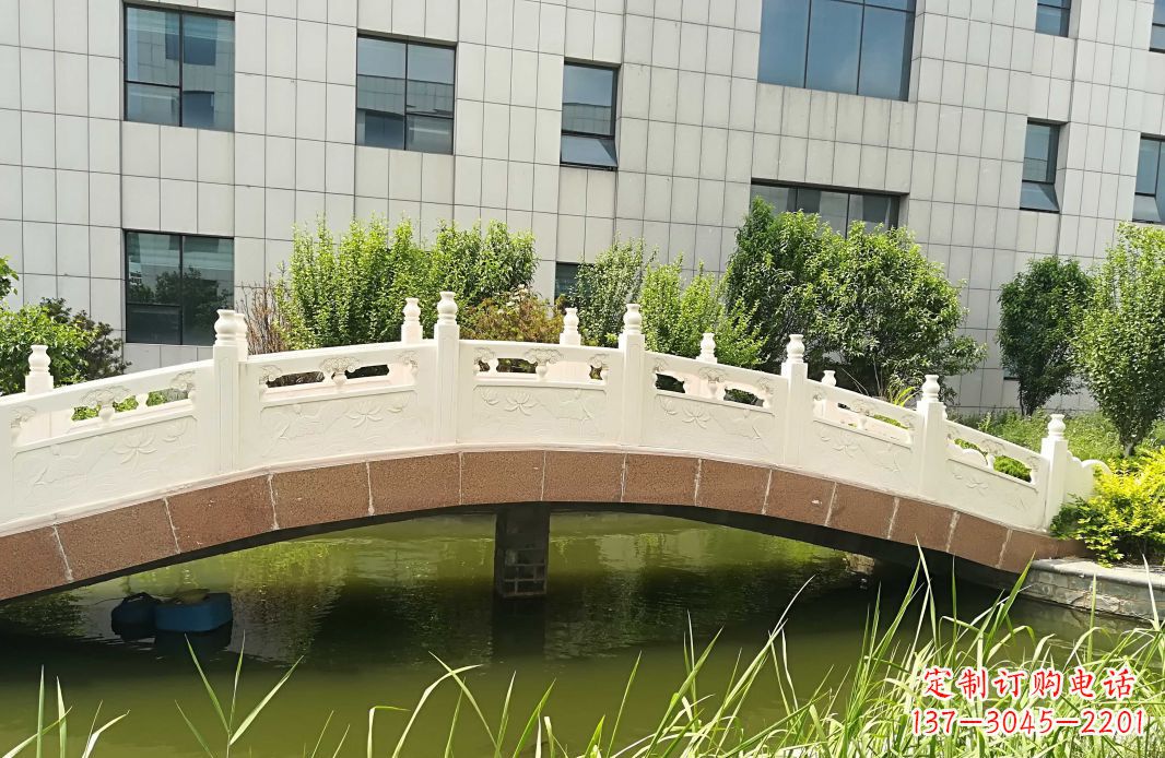 徐州手工制作的汉白玉石拱桥雕塑