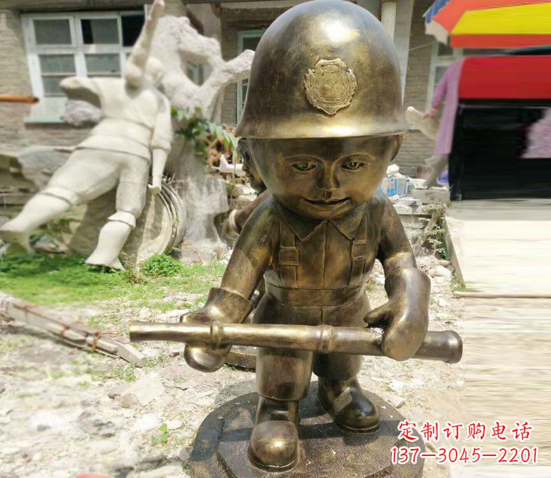徐州公园景观摆件小小交通警察铜雕