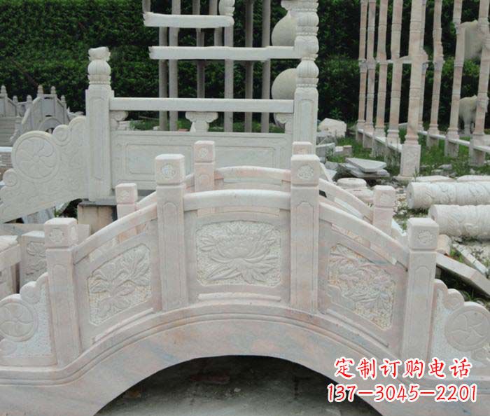 徐州公园景观晚霞红石拱桥