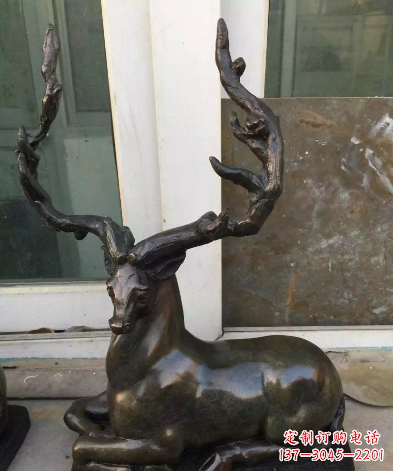 徐州铸铜小鹿动物雕塑