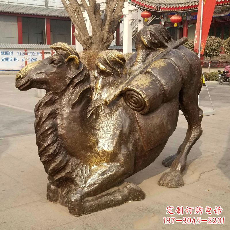 徐州跪俯的骆驼铜雕,把动物的肃穆传递给您