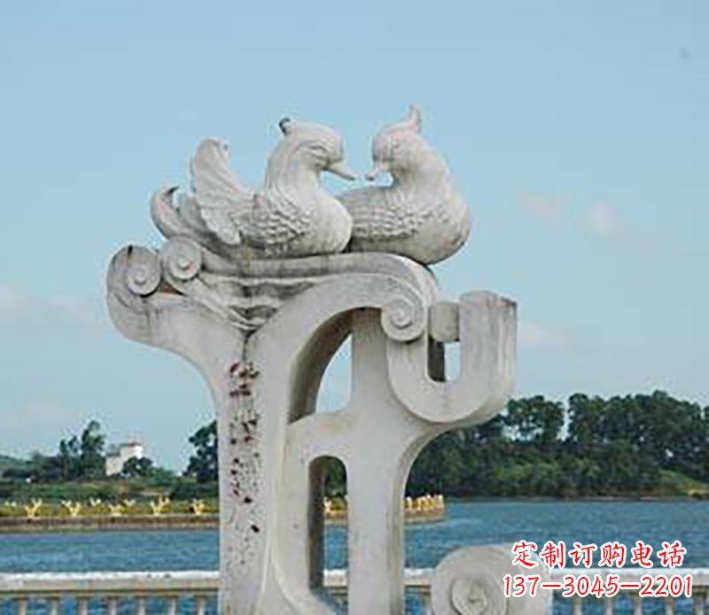 徐州海边石雕鸳鸯景观是由中领雕塑提供的一种非…