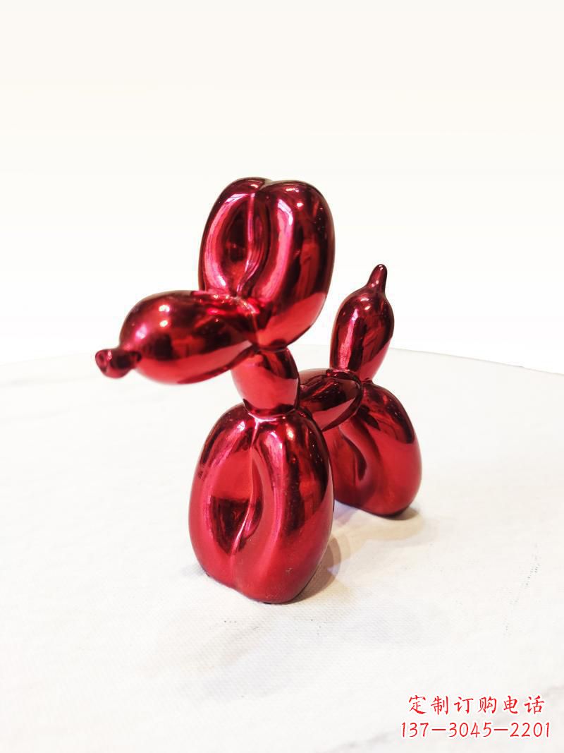 徐州红色气球狗气球雕塑，让狗狗宠爱时刻环绕
