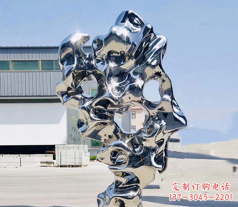 徐州太湖石雕塑,完美结合不锈钢镜面
