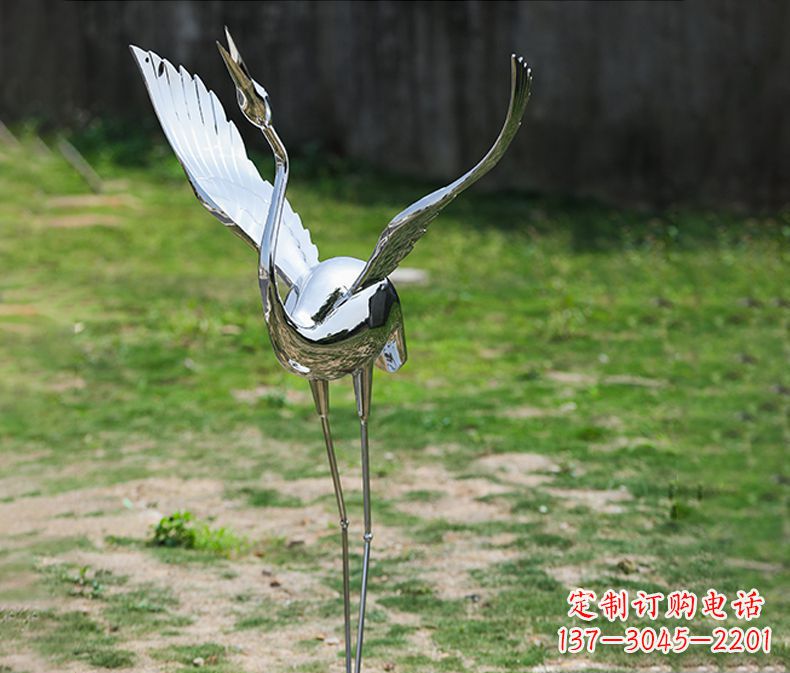 徐州高端定制丹顶鹤展翅不锈钢雕塑