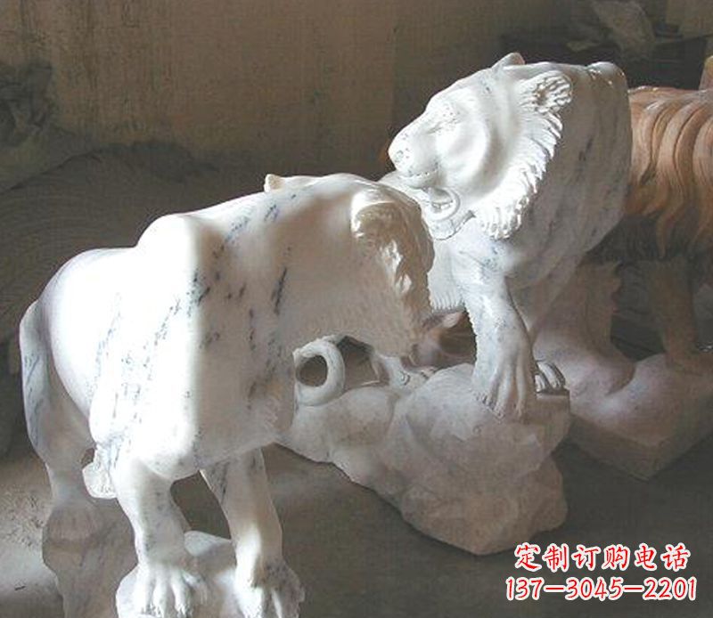 徐州领雕塑是一家专业的雕塑定制厂家，我们的老…