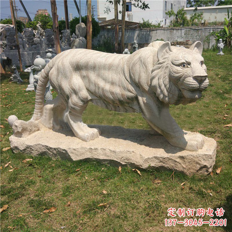 徐州老虎石雕花岗岩雕塑-公园草丛动物摆件