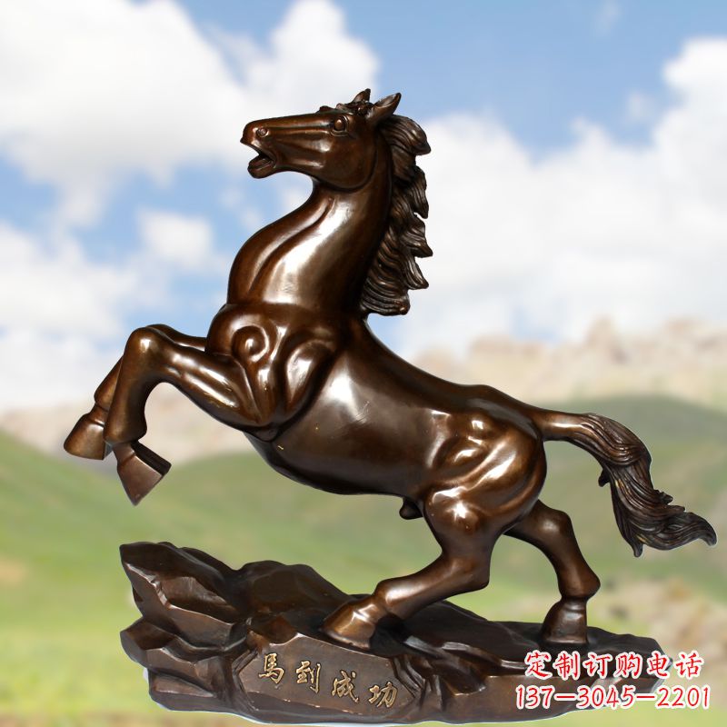 徐州马到成功雕塑