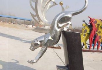 徐州经典大气的不锈钢豹子雕塑
