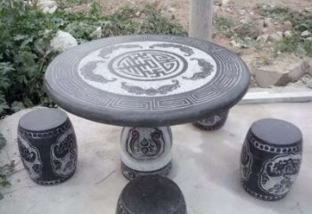 徐州艺术化的室外石桌凳雕塑